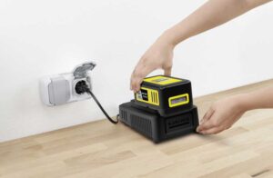 KARCHER Aku set baterija i punjac 1850 3