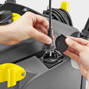 KARCHER Usisivac za dubinsko ciscenje PUZZI 304 2