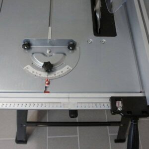 Stolna pila 2000W HECHT 8254 4