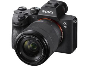 Alternative view of SONY Alpha a7 III + objektivi